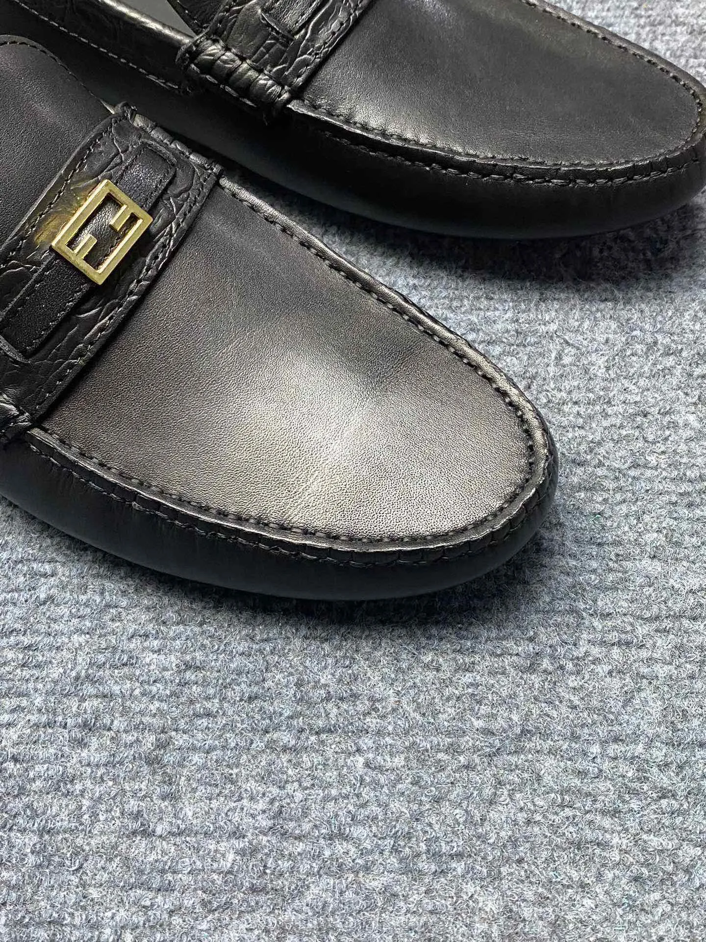 Men's Men's Shoes Men's Men's Shoes 💰700FENDI Fendi Men's Shoes are breathable and comfortable. Original development. Counters copy one to one. Imported cowhide. Niuri. 38 to 44. (can be ordered at 45.46. No returns or exchanges)